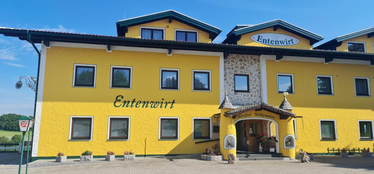 Landgasthof Entenwirt Tarsdorf Exterior photo